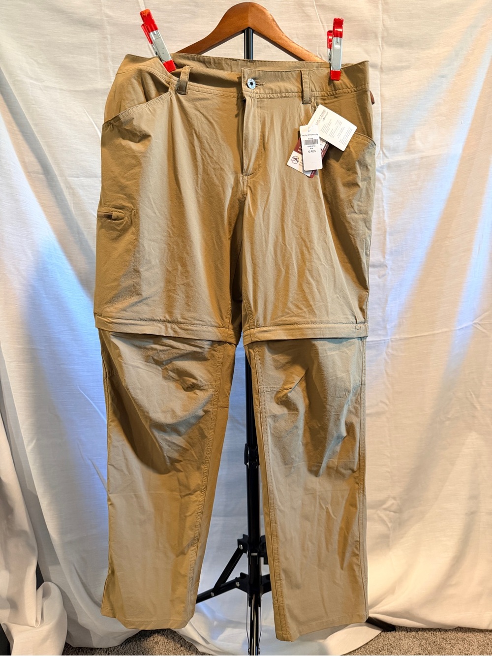 NWT Women's Convertible Cargo Pants - Khaki